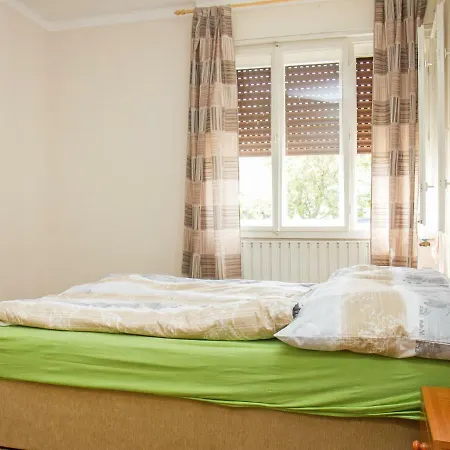 Ferienhaus Holiday Balaton H505-1